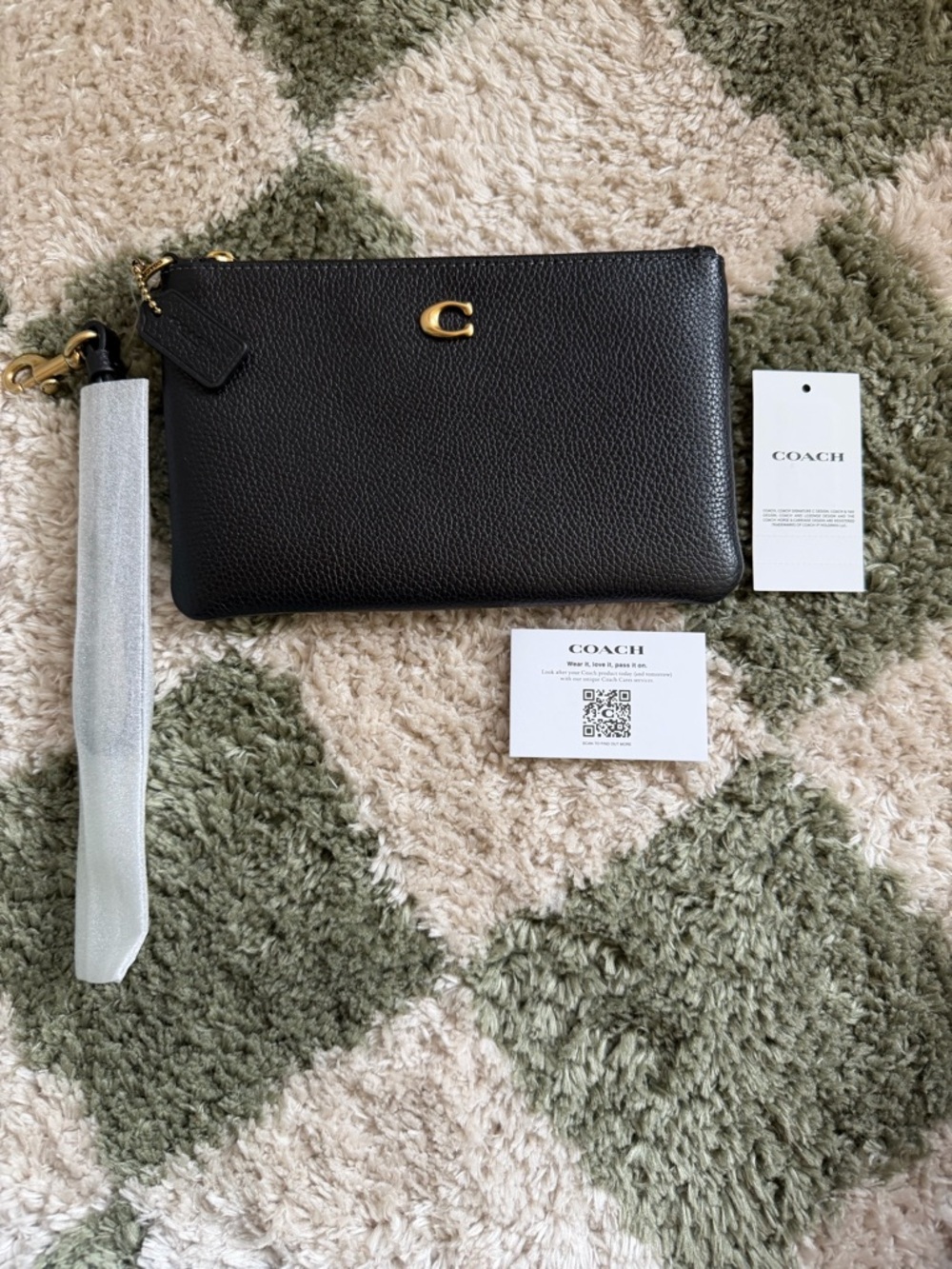 Coach 🌺 Black Wristlet